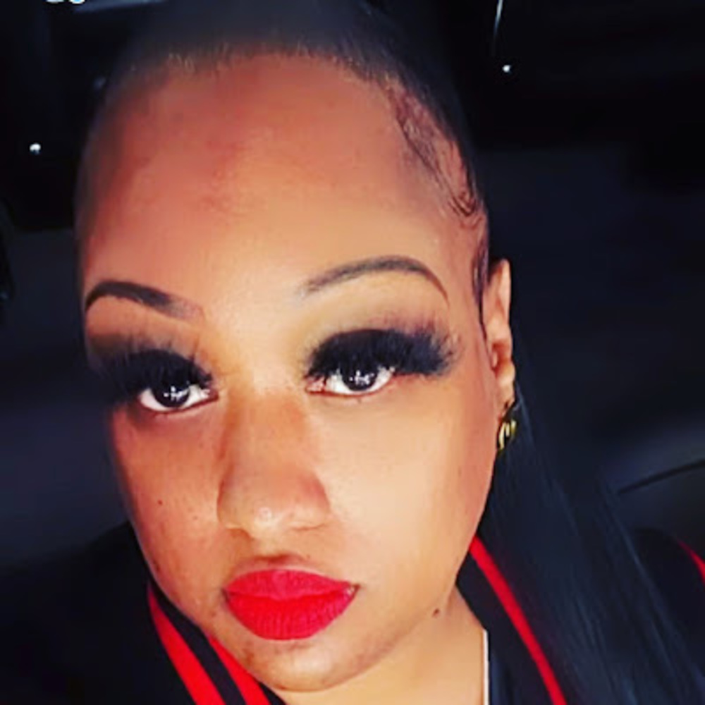 Meet your Posher, Tiara